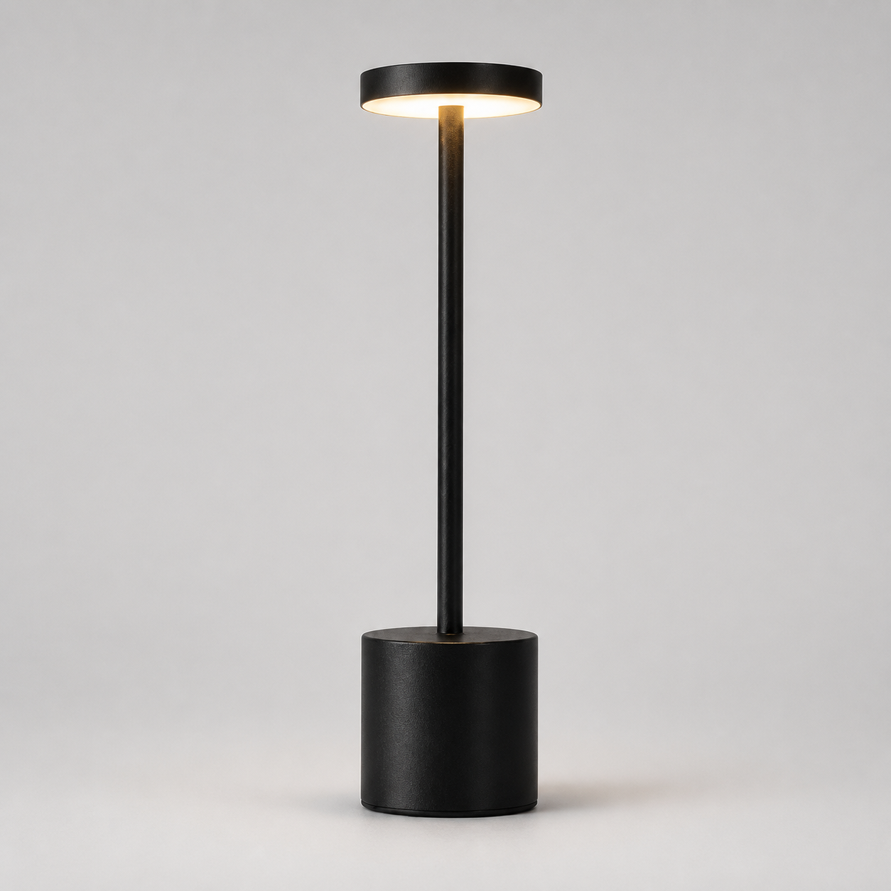 Minimalist Cordless Table Lamp